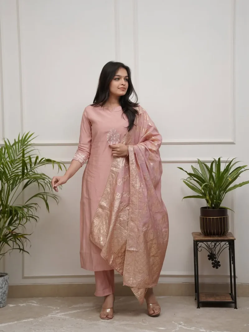 Pv Chanderi Embroidered Kurta Set With Dupatta - Peach