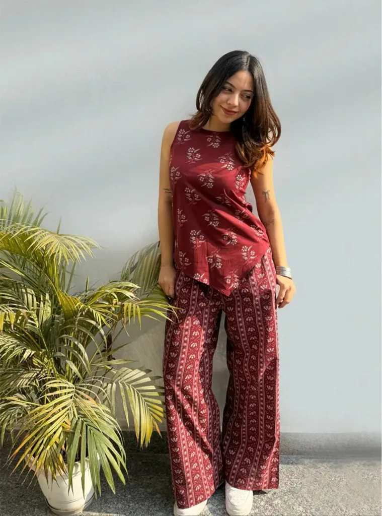 Rayon + Bottom : Rayon Printed + Bottom : Pocket And Printed Kurta Set - Default