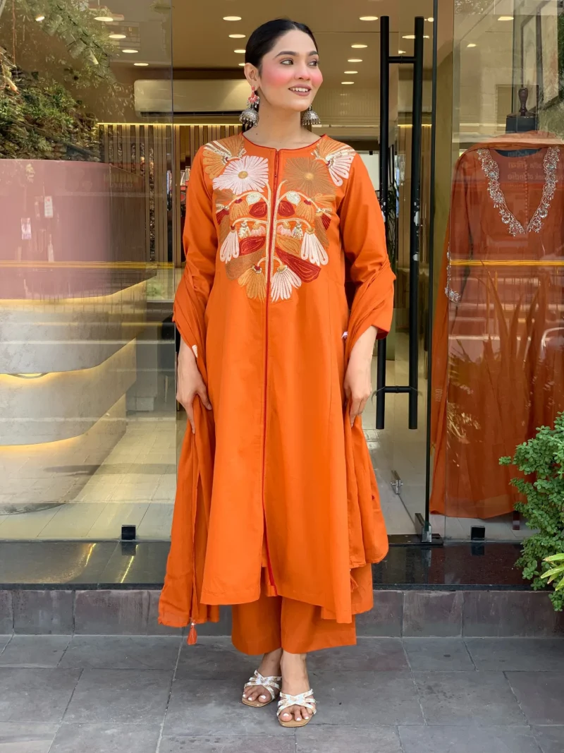 Chanderi Silk Embroidery Kurta Set With Dupatta - Default