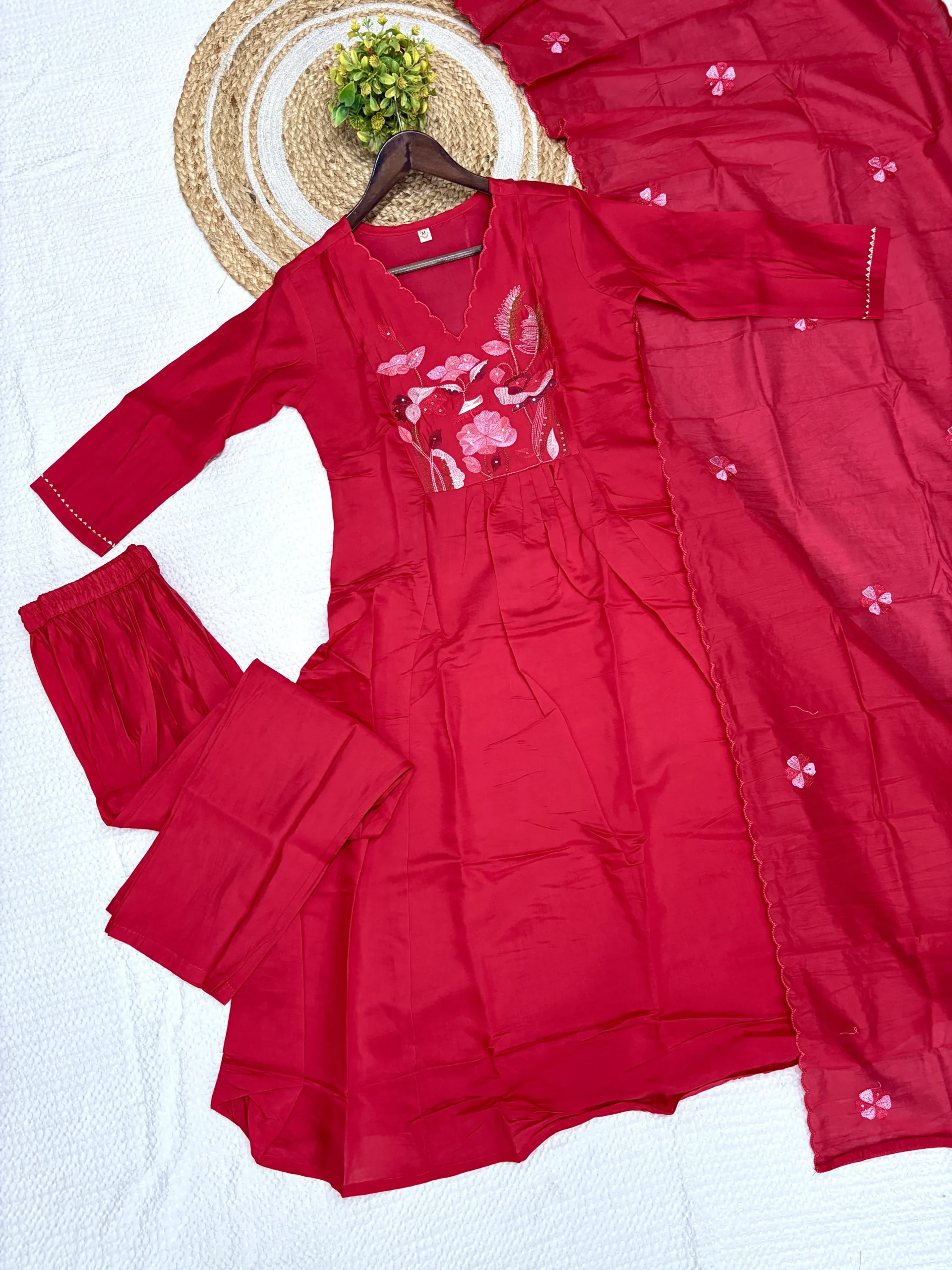 Pv-chanderi Embroidered Kurta Set With Dupatta - Default