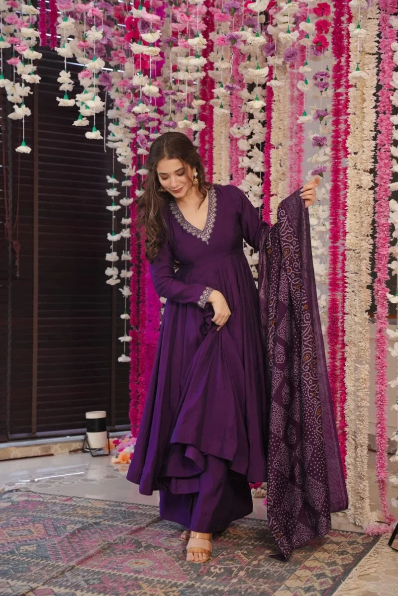 Pv-chanderi Embroidered Kurta Set With Dupatta - Default