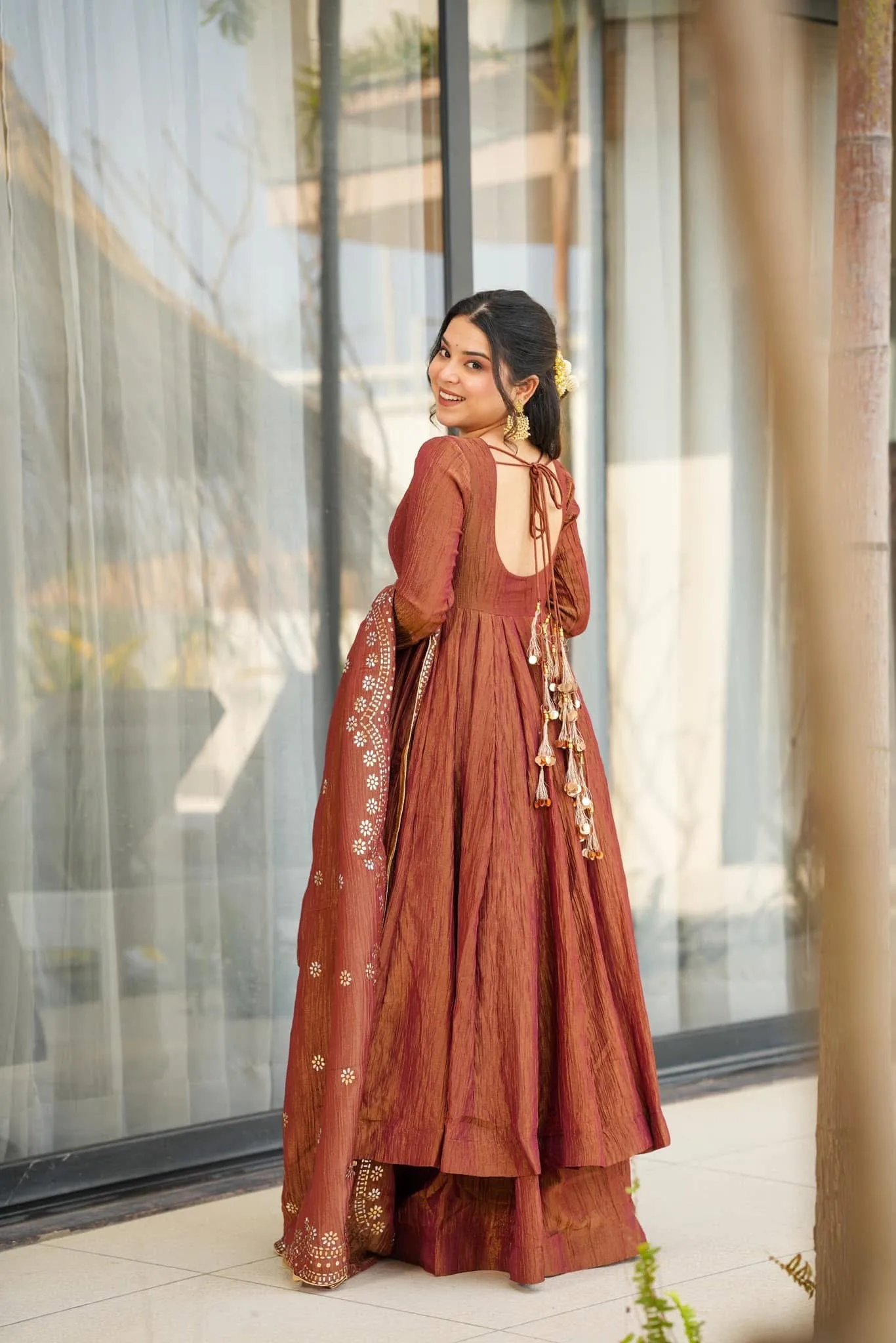 Chinon Embroidery Kurta Set With Dupatta - Maroon