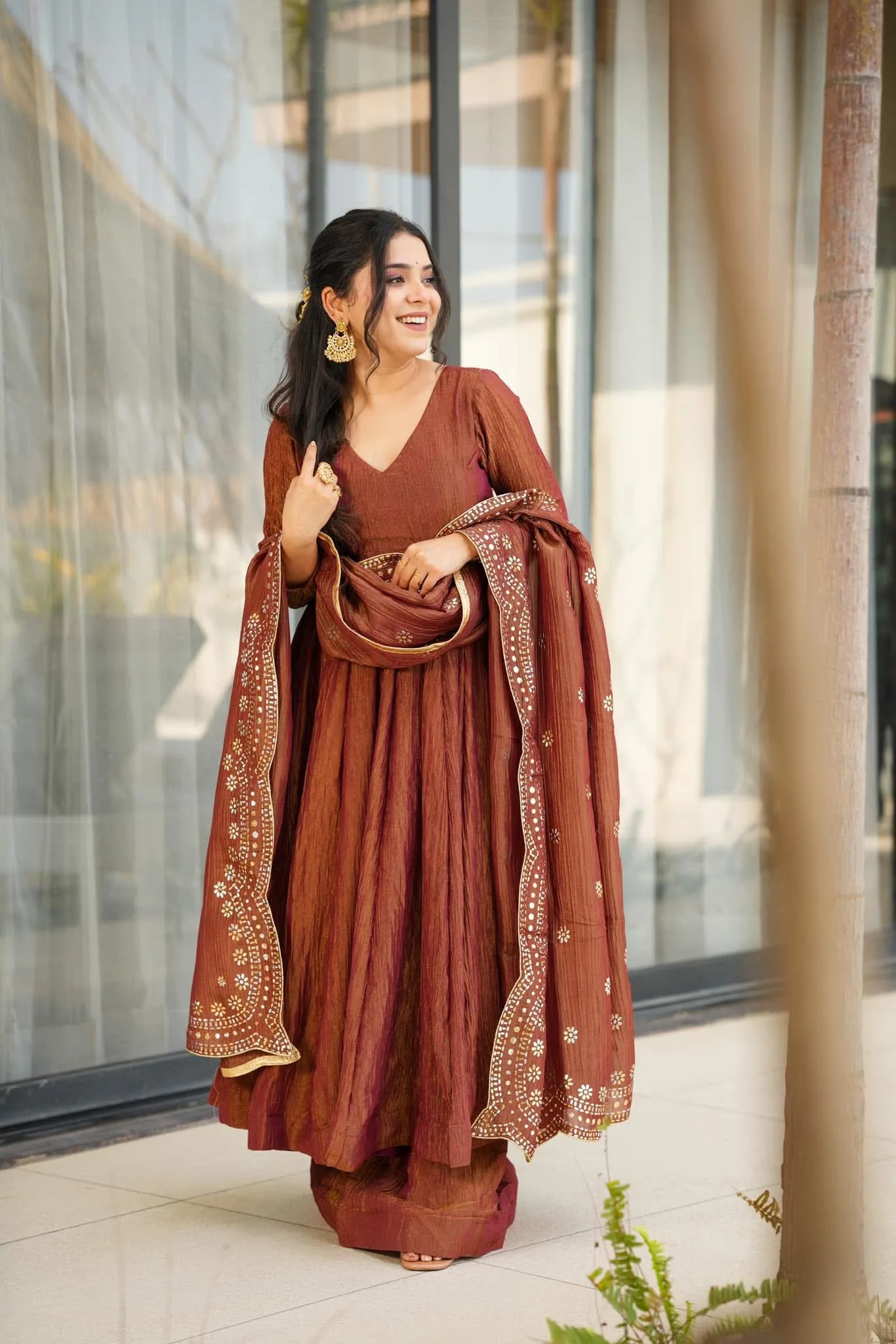 Chinon Embroidery Kurta Set With Dupatta - Maroon