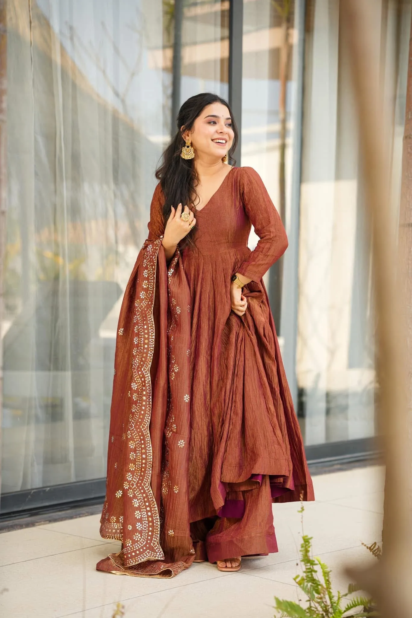 Chinon Embroidery Kurta Set With Dupatta - Maroon