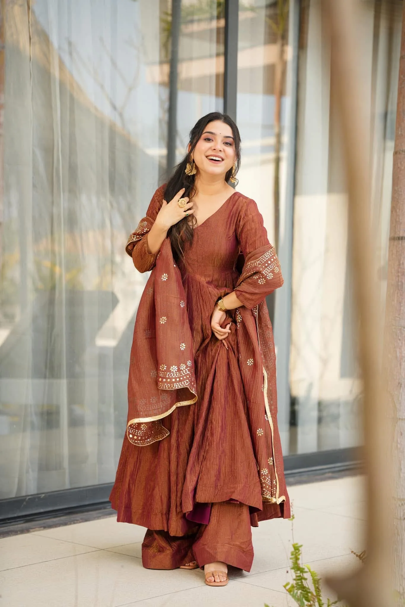 Chinon Embroidery Kurta Set With Dupatta - Maroon