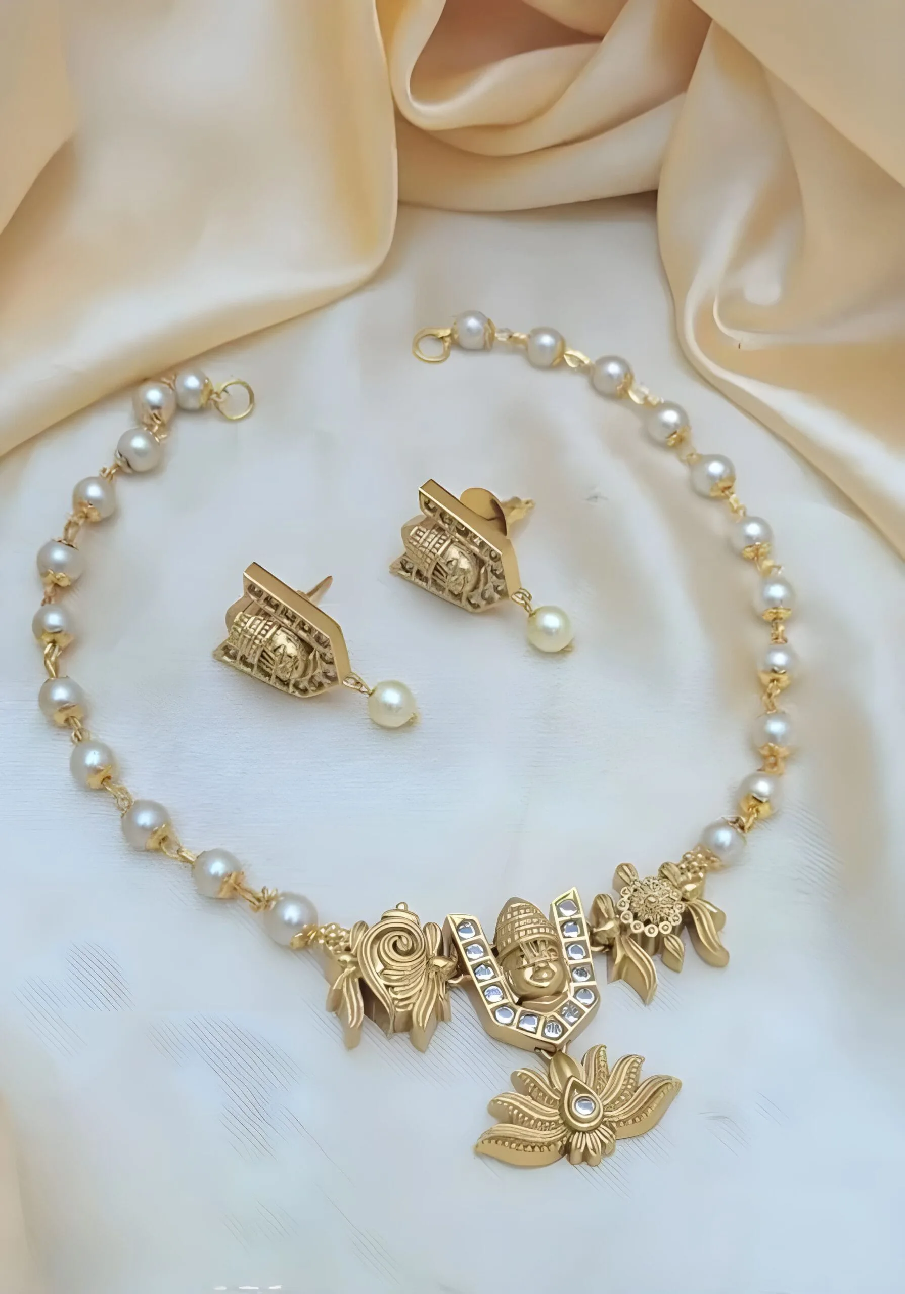 Traditional Pearl Temple Necklace Set for Women