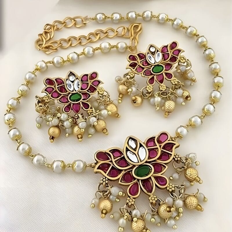 Traditional Lotus Pearl Pendant Necklace Set for Women