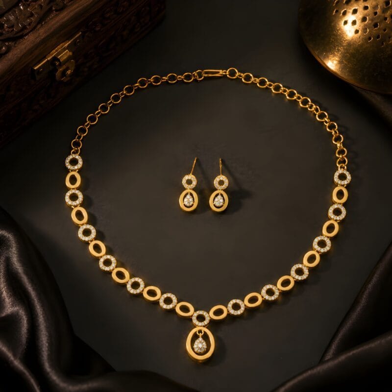 Elegant Gold Plated Oval Link Necklace Set for Women