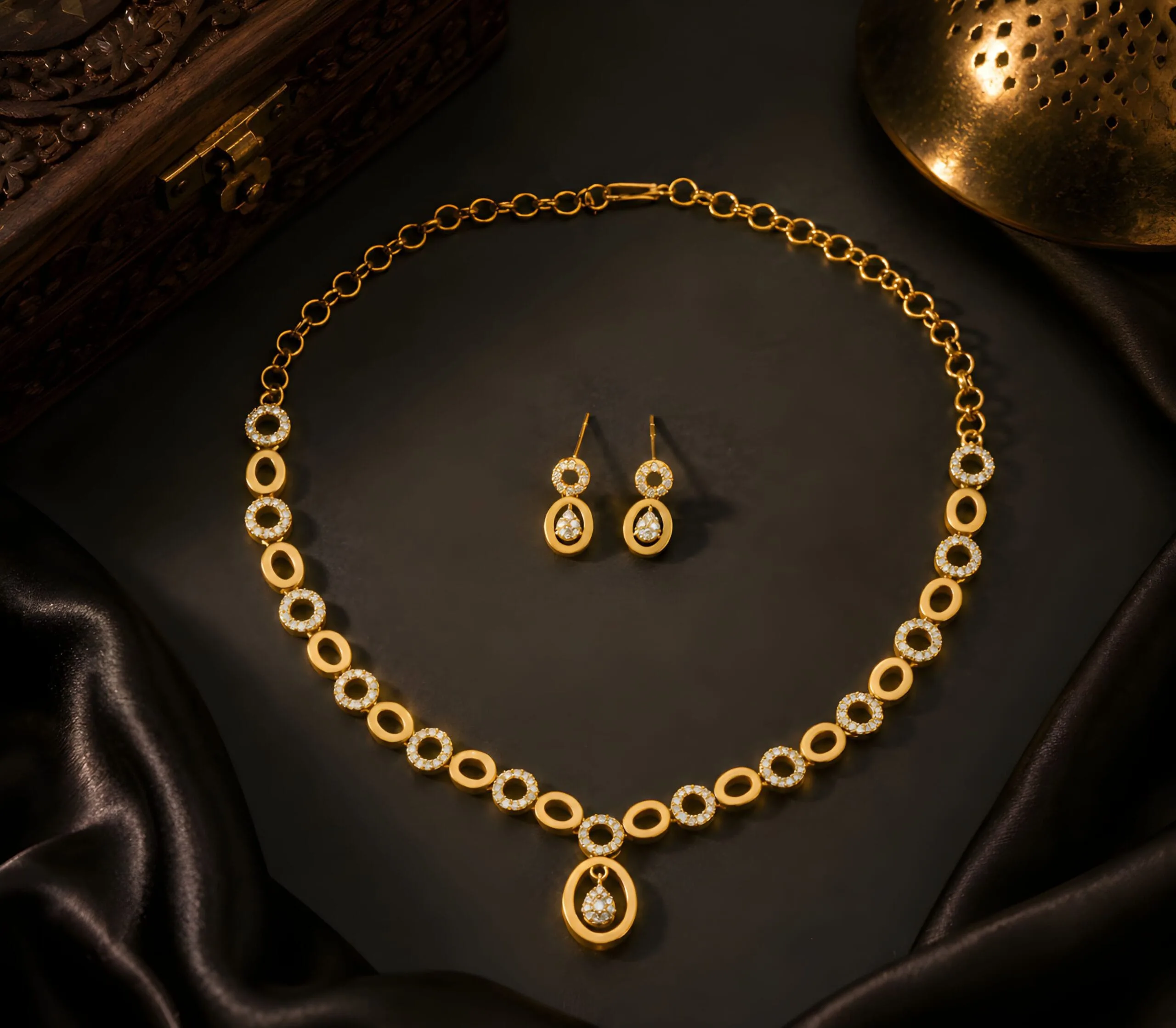 Elegant Gold Plated Oval Link Necklace Set for Women