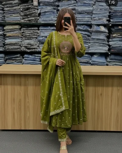 Chetnova Anarkali Kurta, Bottom & Dupatta Set